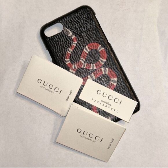 Authentic Gucci Snake iPhone 7/8 Red & Black Phone Case - Picture 2 of 6